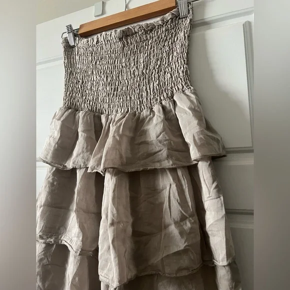 NWOT ELAN Silk & Cotton Tiered Neutral Accordion Smocked MIDI Dress/skirt. Small - Picture 11 of 16